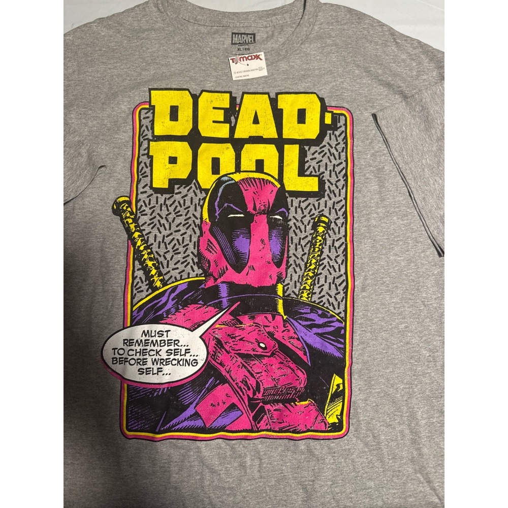 NWT Marvel Deadpool Graphic T Shirt Young Mens XL Grey Comic Character Tee